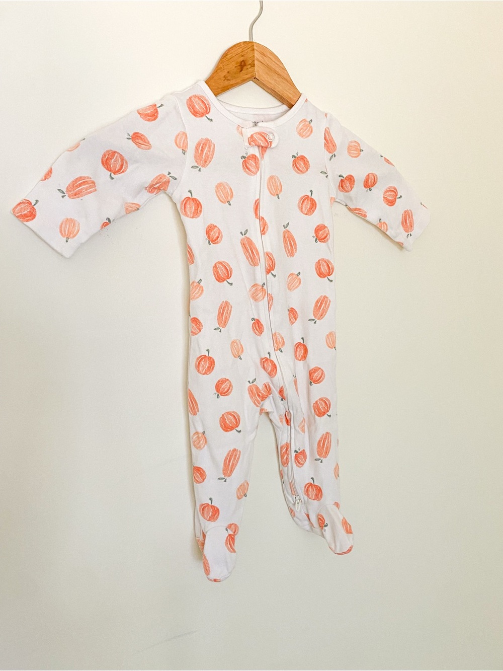 CARTERS | 100% Cotton Fall Pyjamas | White Pumpkin Print Footed Sleeper